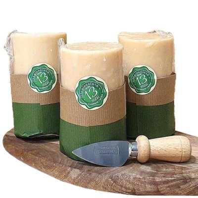 Parmigiano Cuore Hjärta 13 mån 32:-/hg ca 400 g Caseificio Cavola 993 - 1